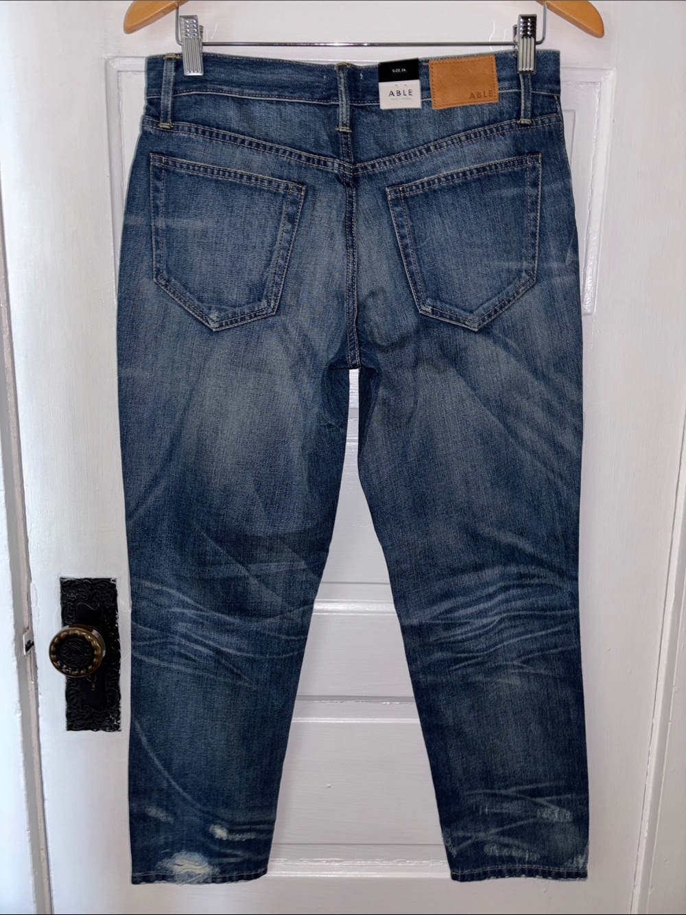 ABLE THE SLOUCH MID RISE JEANS - Picture 6 of 8